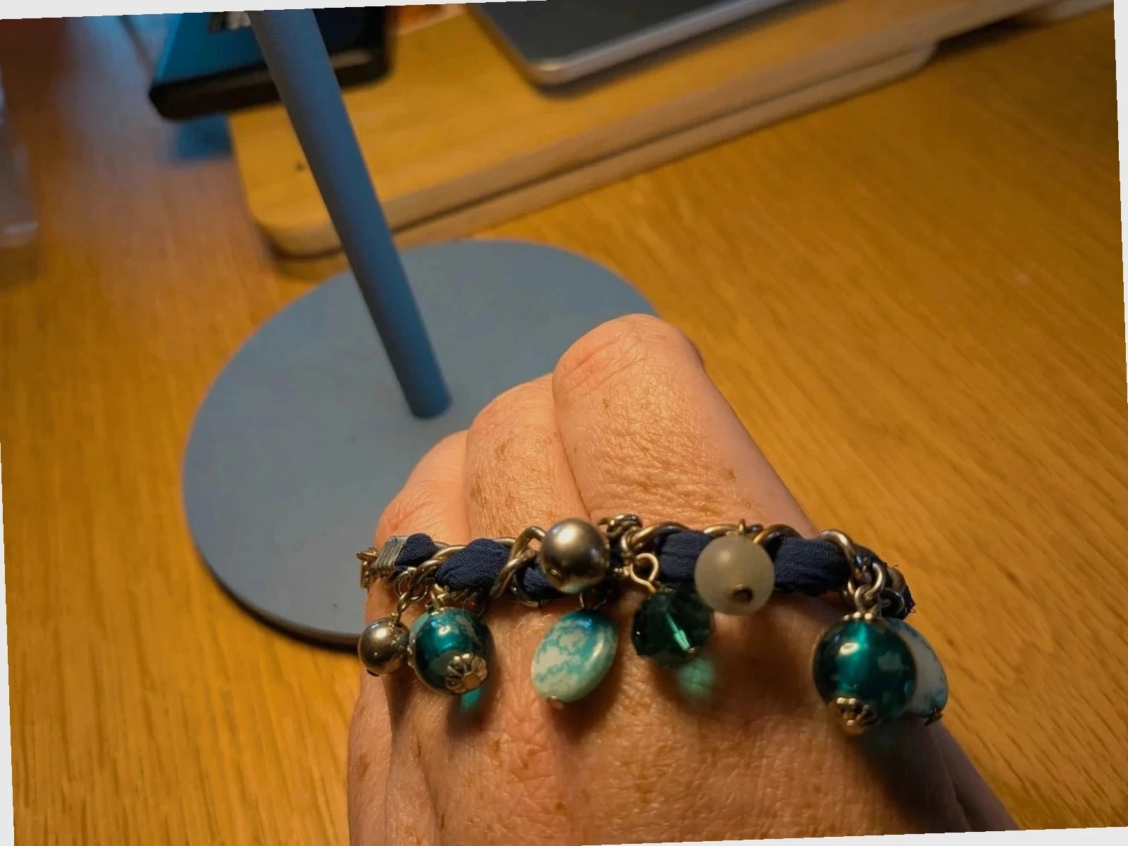 Pulseiras fantasia azuis diversas. – photo 4